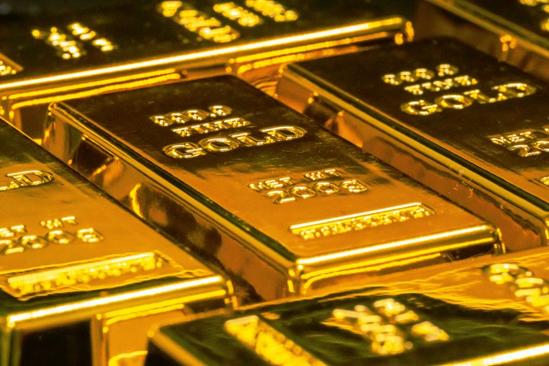 Gold and silver for Gold IRA